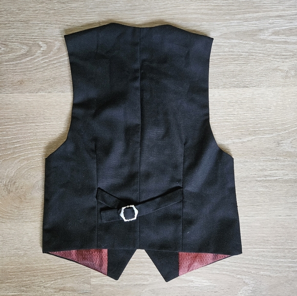 Yuan Lu Boys Tuxedo Suit (Coat & Vest) - Size 6 - Picture 5 of 11